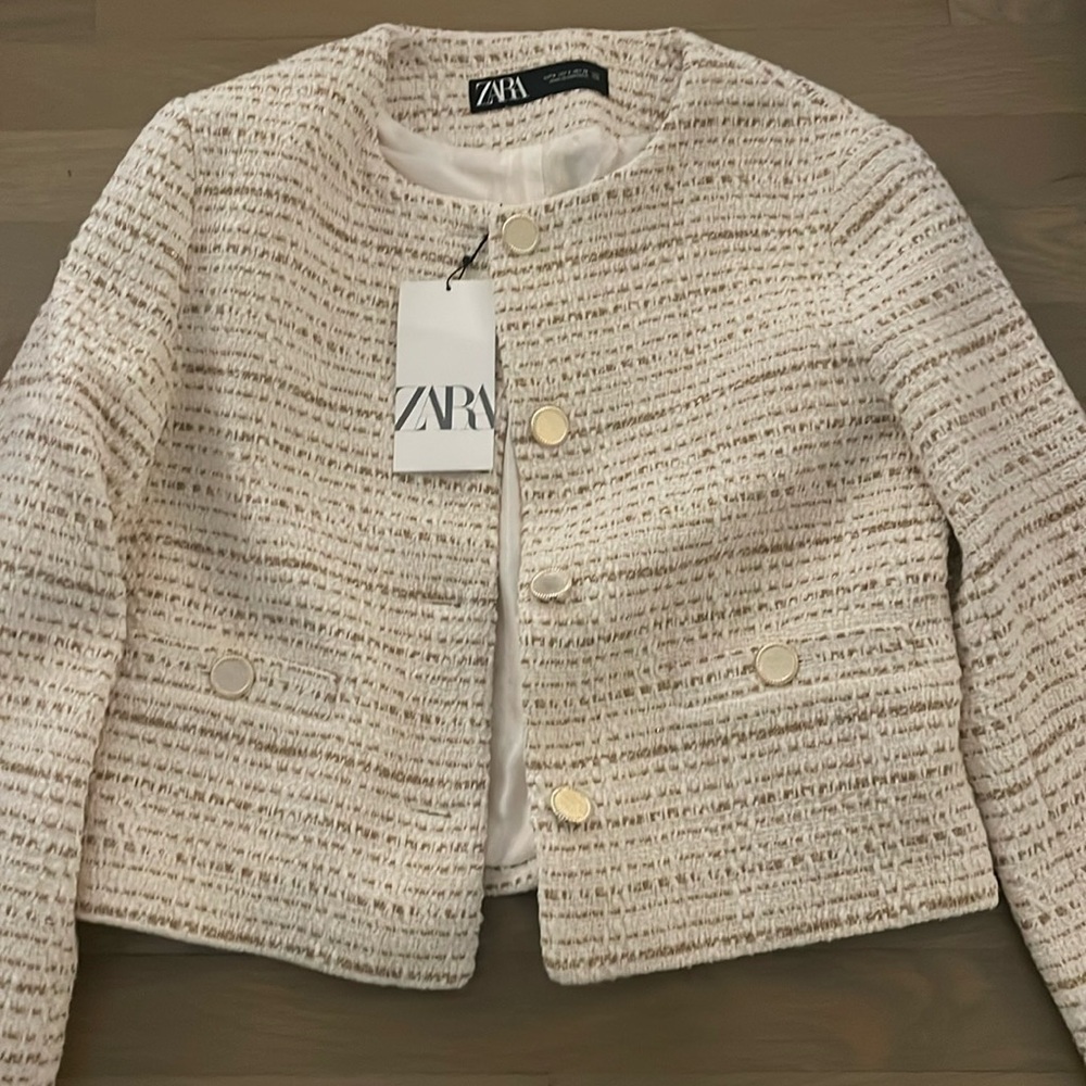 NWT cream and gold Zara lady jacket